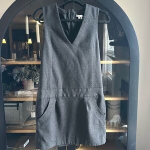 Vince Gray V Neck Dress with Pockets size 6